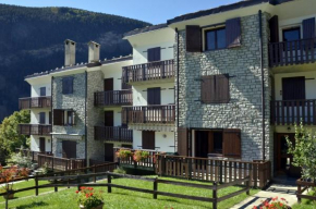 Отель Mont Blanc Apartment Morgex, Морже